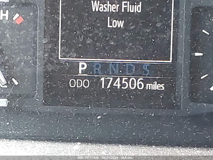 2018 Toyota Tundra Limited 5.7L V8 VIN: 5TFFY5F1XJX237782 Lot: 39711926