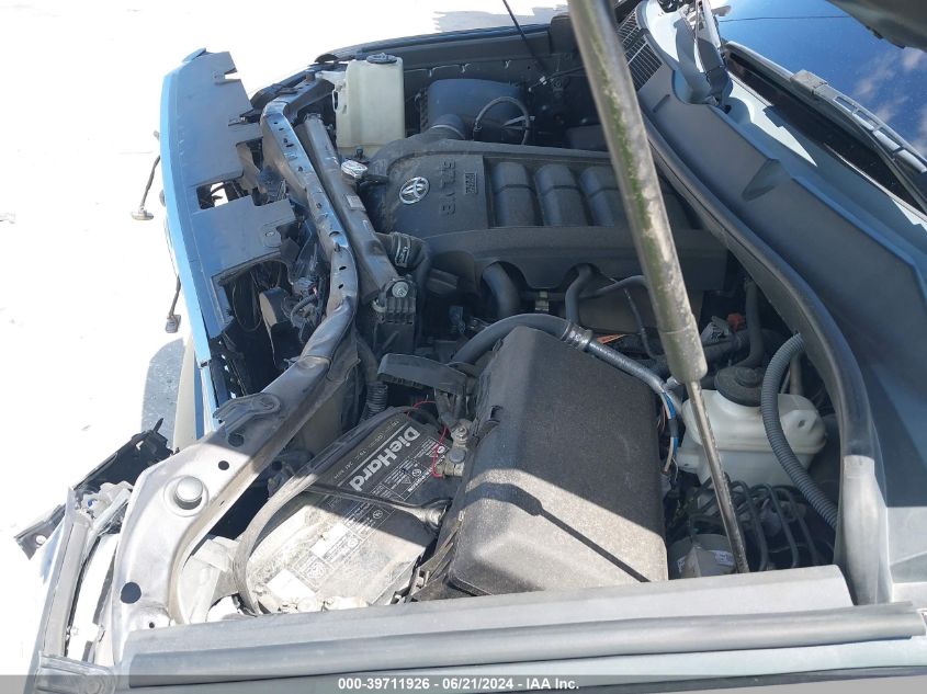 2018 Toyota Tundra Limited 5.7L V8 VIN: 5TFFY5F1XJX237782 Lot: 39711926