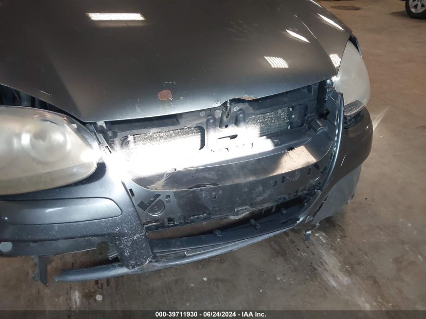 2008 Volkswagen Jetta Se/Sel VIN: 3VWRM71K28M005744 Lot: 39711930