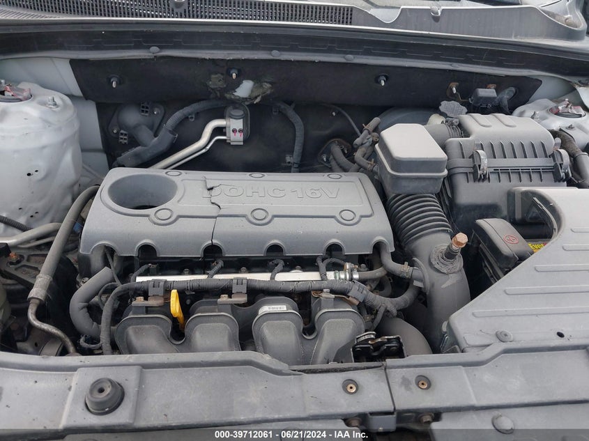 2011 Kia Sorento Lx VIN: 5XYKT4A16BG004940 Lot: 39712061