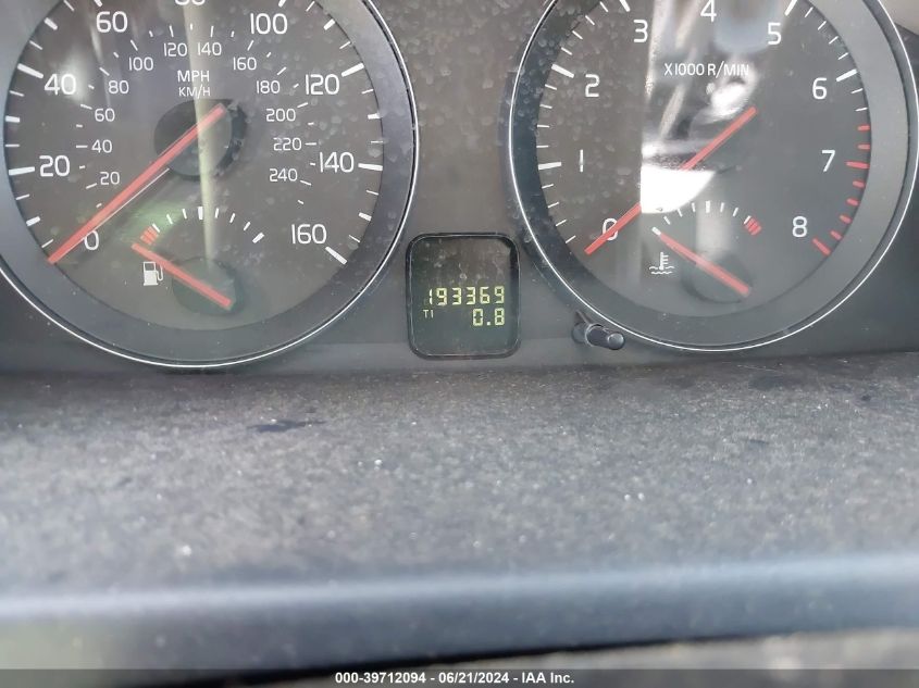 2008 Volvo S40 2.4I VIN: YV1MS382682389711 Lot: 39712094