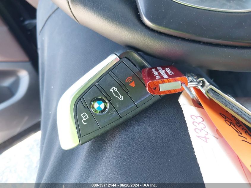 2022 BMW X3 xDrive30I VIN: 5UX53DP01N9J36925 Lot: 39712144