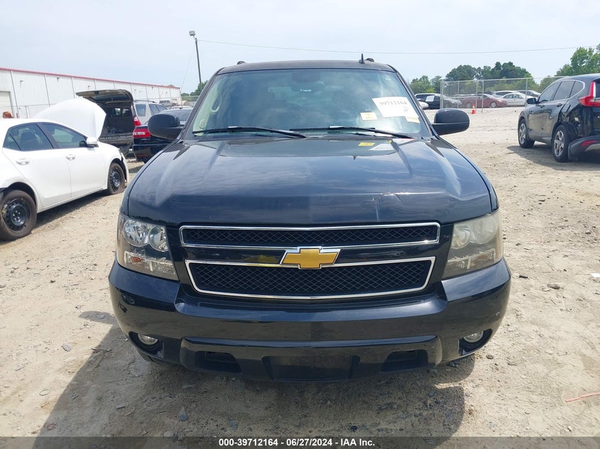 2007 Chevrolet Tahoe Lt VIN: 1GNFC130X7R288030 Lot: 39712164