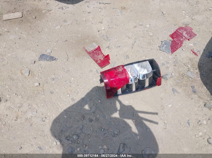 2007 Chevrolet Tahoe Lt VIN: 1GNFC130X7R288030 Lot: 39712164