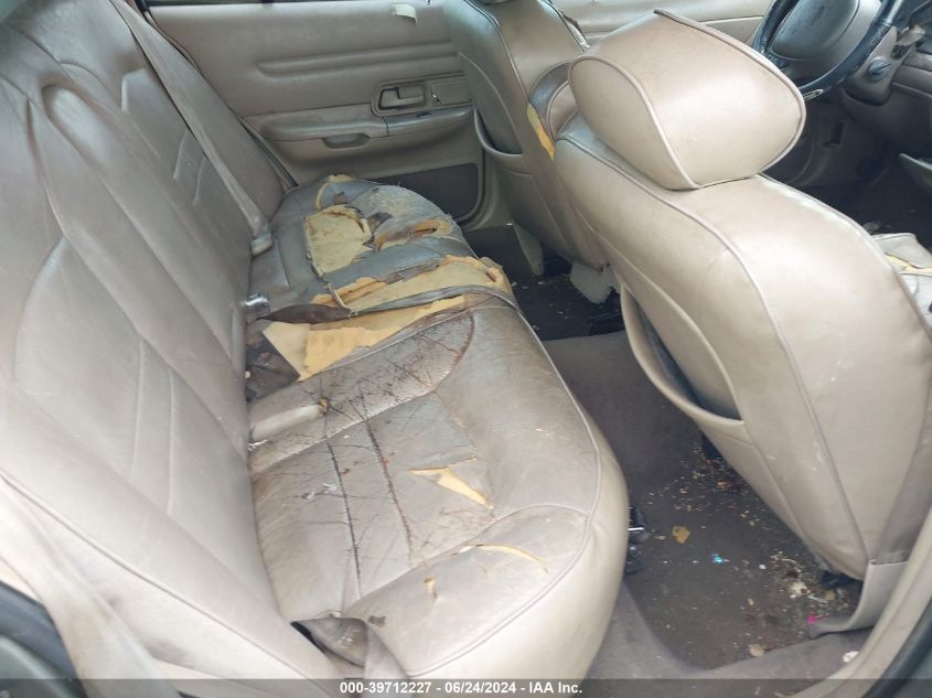 1999 Ford Crown Victoria Lx VIN: 2FAFP74WXXX184877 Lot: 39712227