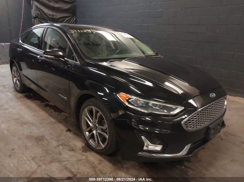 2019 Ford Fusion Hybrid Titanium VIN: 3FA6P0RU1KR157606 Lot: 39712398