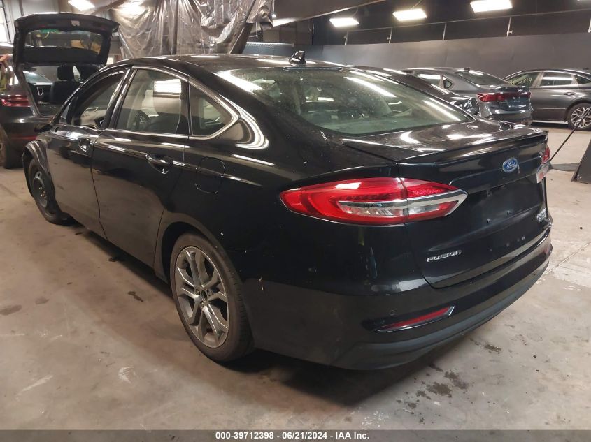 2019 Ford Fusion Hybrid Titanium VIN: 3FA6P0RU1KR157606 Lot: 39712398