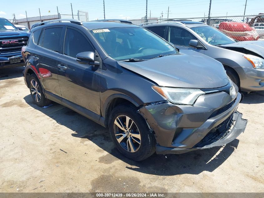 2T3WFREV5HW327454 2017 TOYOTA RAV 4 - Image 1