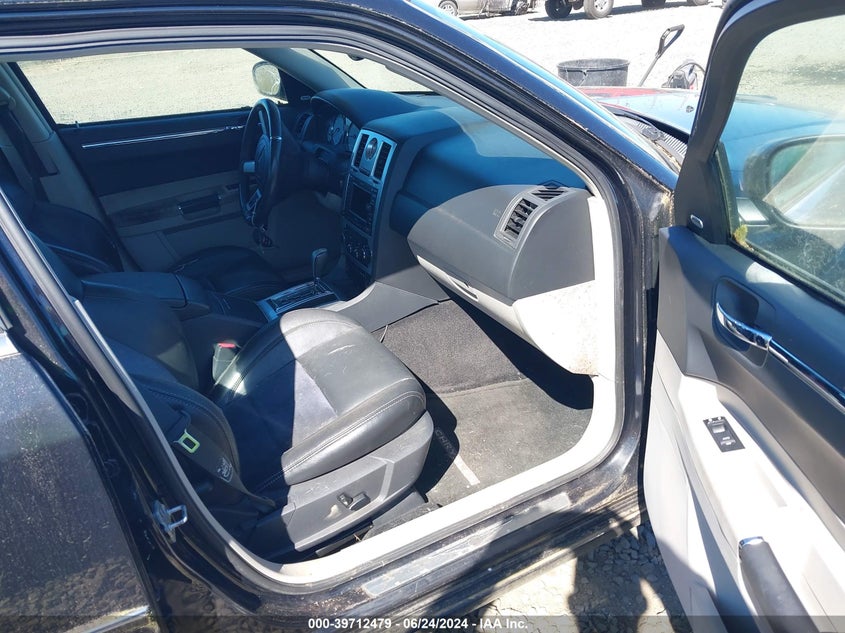 2007 Chrysler 300C VIN: 2C3KA63HX7H855650 Lot: 39712479