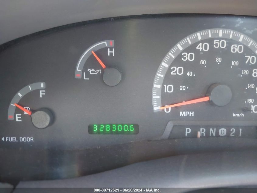 2002 Ford F-150 Xl/Xlt VIN: 1FTRF17242NA30594 Lot: 39712521