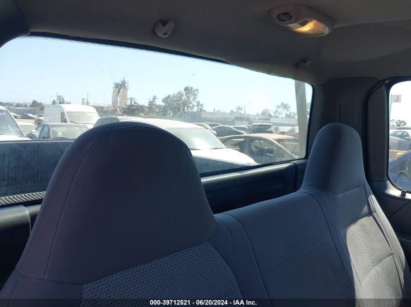 2002 Ford F-150 Xl/Xlt VIN: 1FTRF17242NA30594 Lot: 39712521