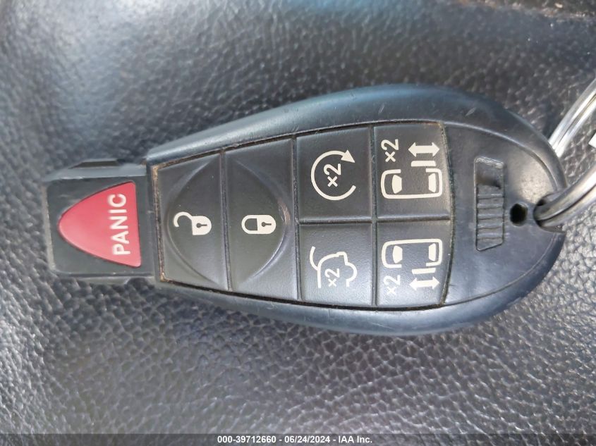 2015 Chrysler Town & Country Touring VIN: 2C4RC1BG7FR661246 Lot: 39712660