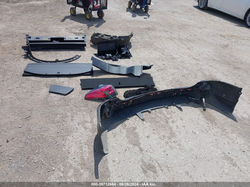 2017 Toyota Rav4 Hybrid Limited VIN: JTMDJREV8HD135626 Lot: 39712684