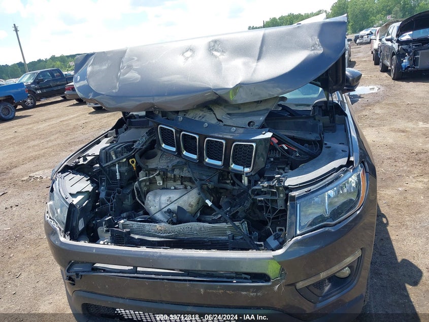 VIN 3C4NJDBB1HT656862 2017 JEEP NEW COMPASS LATITUDE 4X4