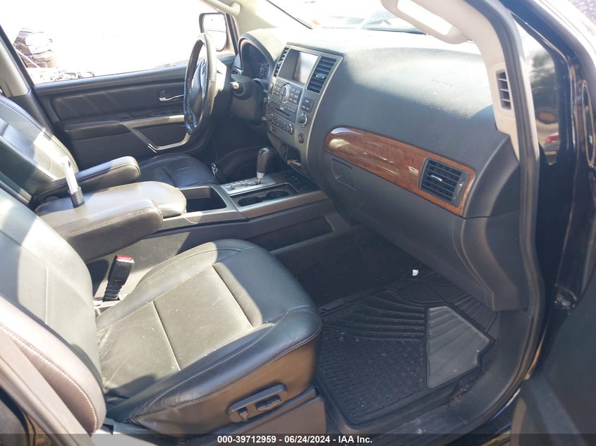 2015 Nissan Armada Platinum VIN: 5N1AA0NC9FN618364 Lot: 39712959