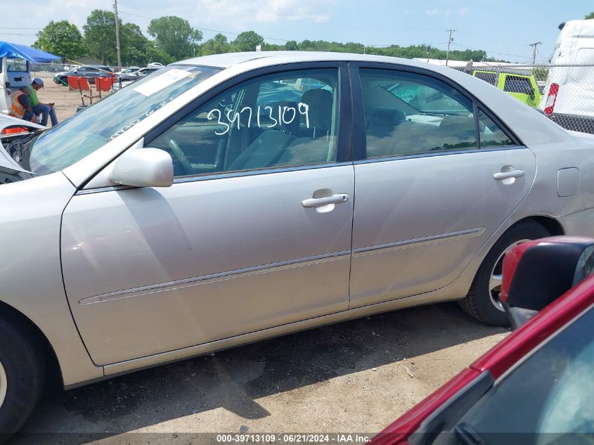2004 Toyota Camry Xle VIN: 4T1BE32K44U807173 Lot: 39713109