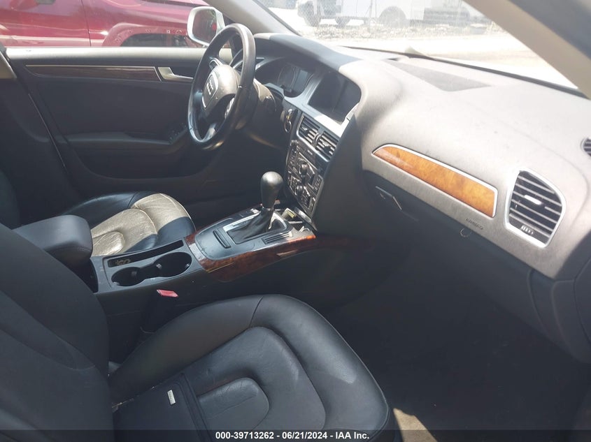 2010 Audi A4 2.0T Premium VIN: WAUAFAFLXAN064512 Lot: 39713262