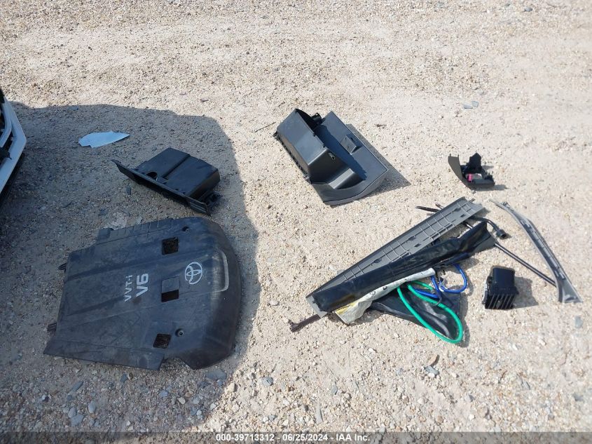 2006 Toyota 4Runner Sr5 Sport V6 VIN: JTEZU14RX68045365 Lot: 39713312