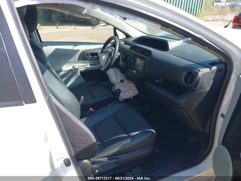 2012 Toyota Prius C VIN: JTDKDTB37C1014773 Lot: 39713317