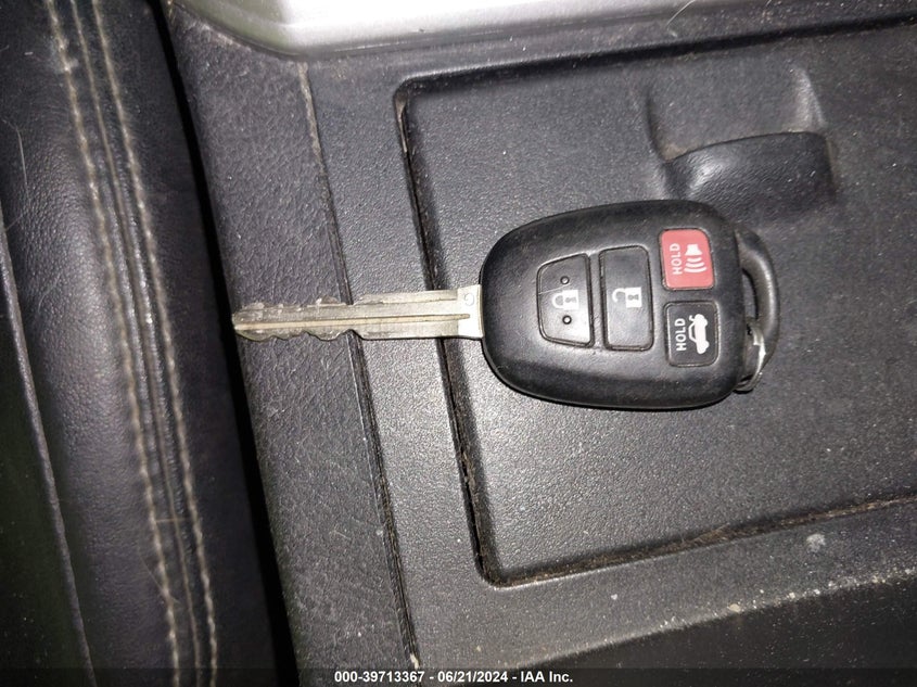 2013 Toyota Camry L/Se/Le/Xle VIN: 4T1BF1FKXDU703976 Lot: 39713367