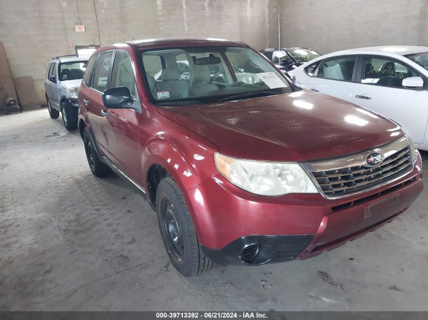 2010 Subaru Forester 2.5X VIN: JF2SH6AC4AH725828 Lot: 39713392