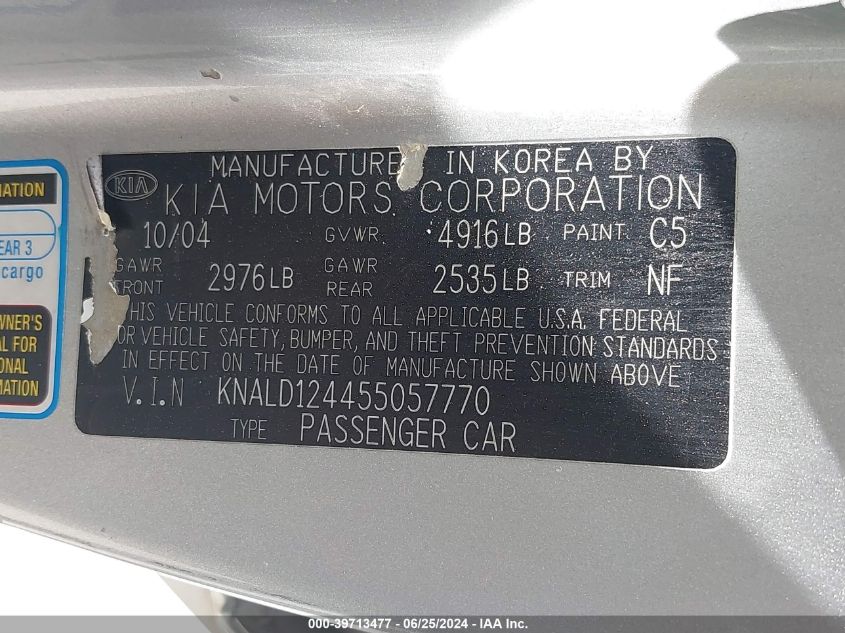 2005 Kia Amanti VIN: KNALD124455057770 Lot: 39713477