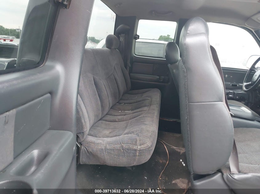 1999 Chevrolet Silverado 1500 Ls VIN: 2GCEC19V8X1219238 Lot: 39713632