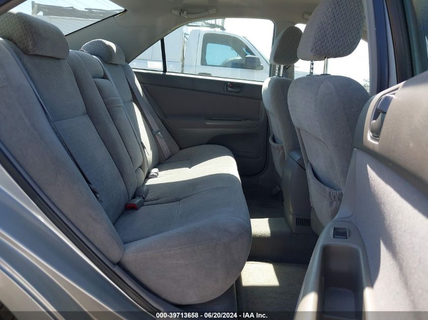 2004 Toyota Camry Le VIN: 4T1BE32K04U854040 Lot: 39713658