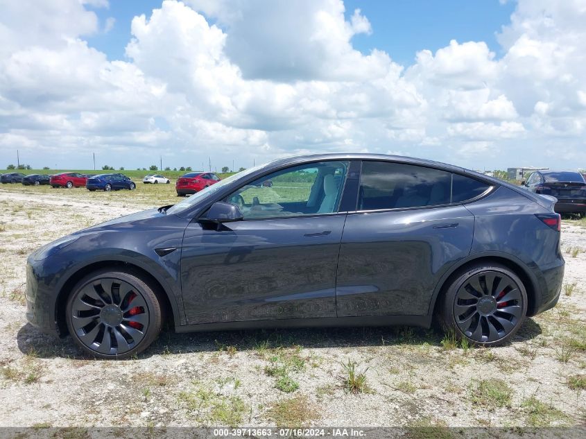 2024 Tesla Model Y Performance Dual Motor All-Wheel Drive VIN: 7SAYGDEF1RA275409 Lot: 39713663