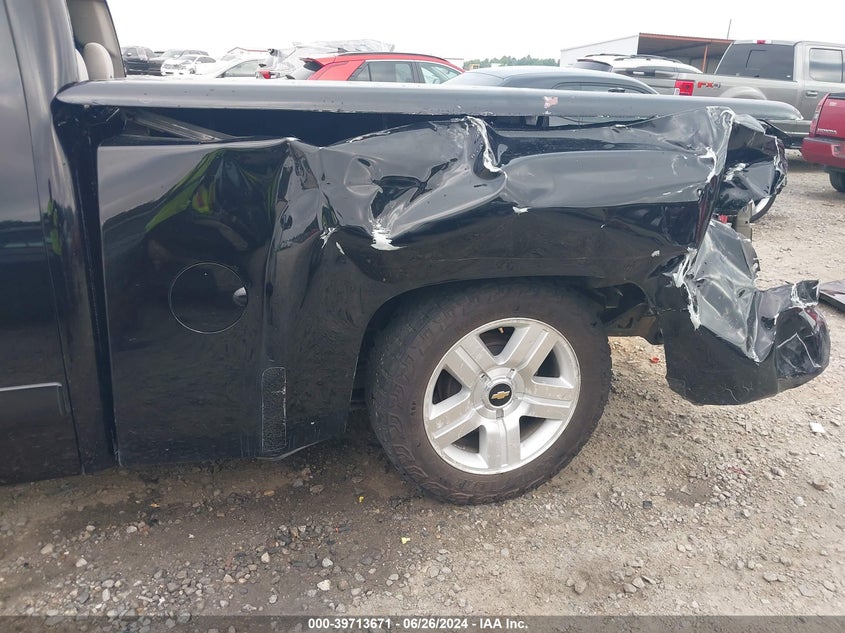 2008 Chevrolet Silverado 1500 Lt1 VIN: 1GCEC19J68Z242913 Lot: 39713671