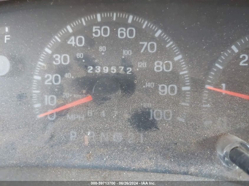 1998 Ford F-150 Lariat/Standard/Xl/Xlt VIN: 1FTZX17W4WKC20015 Lot: 39713700