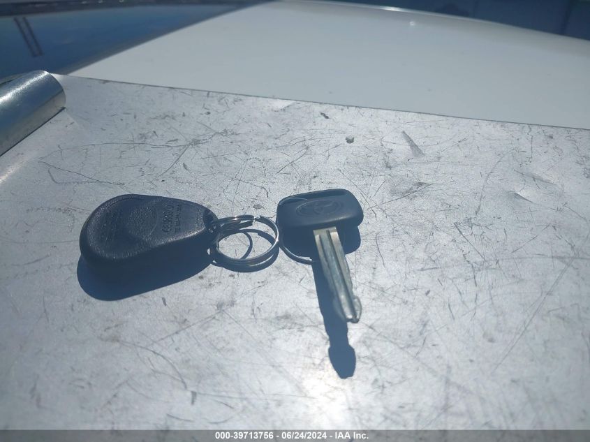 1999 Toyota Camry Le VIN: JT2BG22K2X0333575 Lot: 39713756