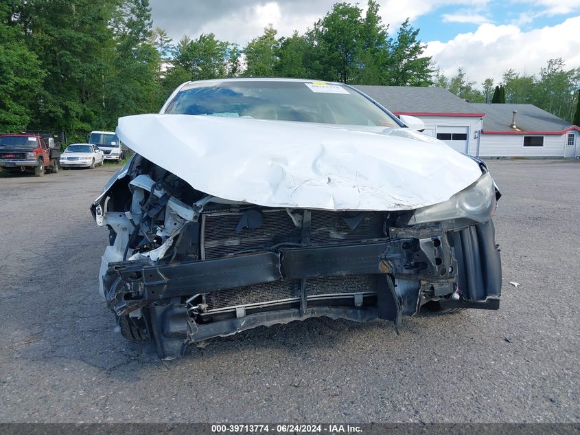 2015 Toyota Camry Se VIN: 4T1BF1FK2FU035237 Lot: 39713774