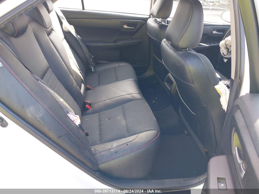 2015 Toyota Camry Se VIN: 4T1BF1FK2FU035237 Lot: 39713774