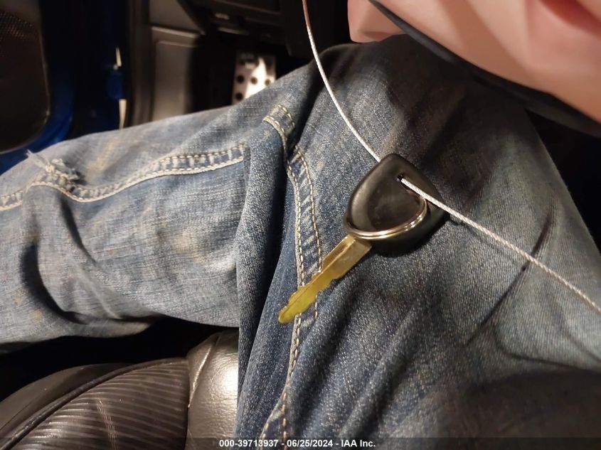 2004 Mazda Rx-8 6 Speed Manual VIN: JM1FE173240125928 Lot: 39713937