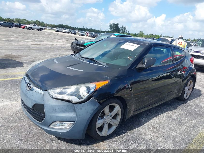 2014 Hyundai Veloster Base W/Gray VIN: KMHTC6AD7EU210633 Lot: 39713949