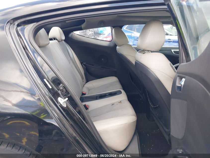 2014 Hyundai Veloster Base W/Gray VIN: KMHTC6AD7EU210633 Lot: 39713949
