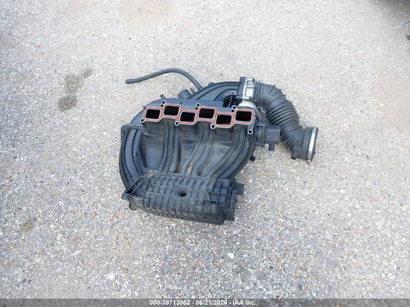 2010 Chrysler Town & Country Limited VIN: 2A4RR6DX3AR153724 Lot: 39713962