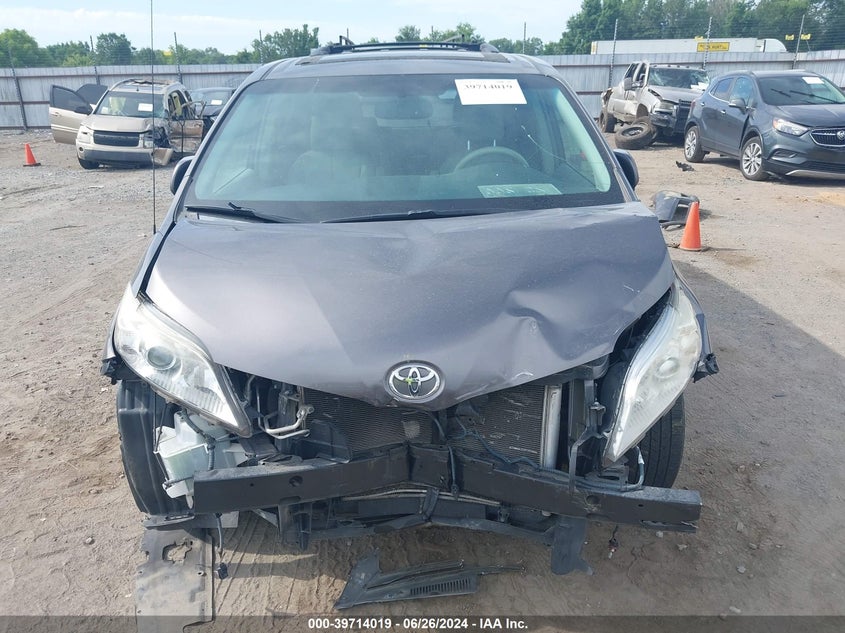 2014 TOYOTA SIENNA XLE/LIMITED - 5TDYK3DC8ES415218