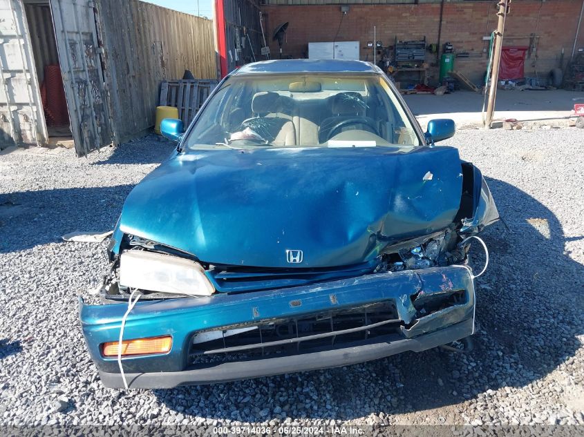 1995 Honda Accord Lx VIN: 1HGCD5548SA035782 Lot: 39714036