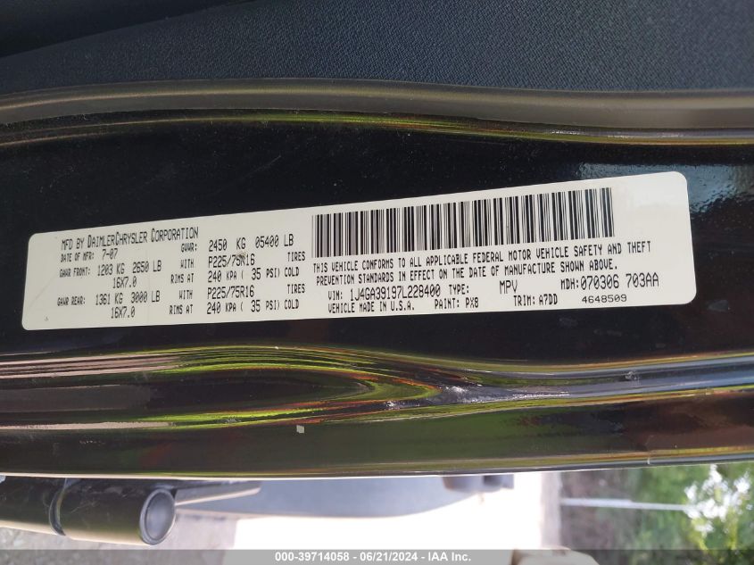 2007 Jeep Wrangler Unlimited X VIN: 1J4GA39197L228400 Lot: 39714058