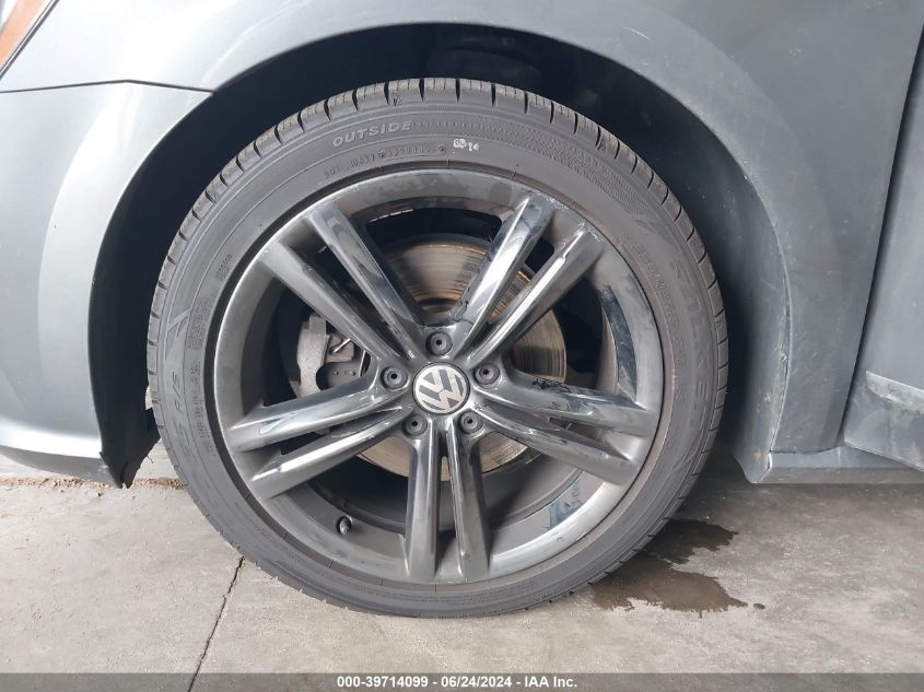 2016 Volkswagen Passat 1.8T S VIN: 1VWAT7A30GC003709 Lot: 39714099