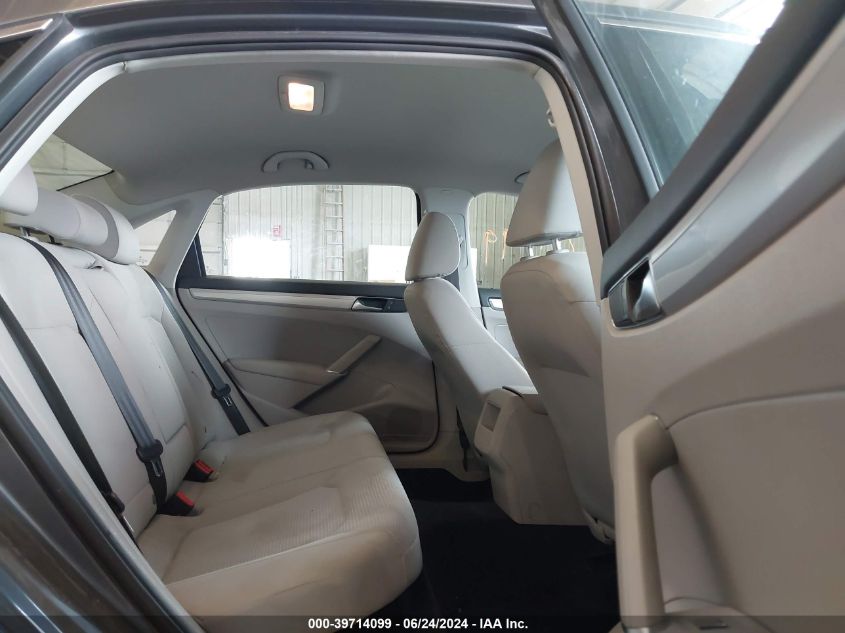 2016 Volkswagen Passat 1.8T S VIN: 1VWAT7A30GC003709 Lot: 39714099