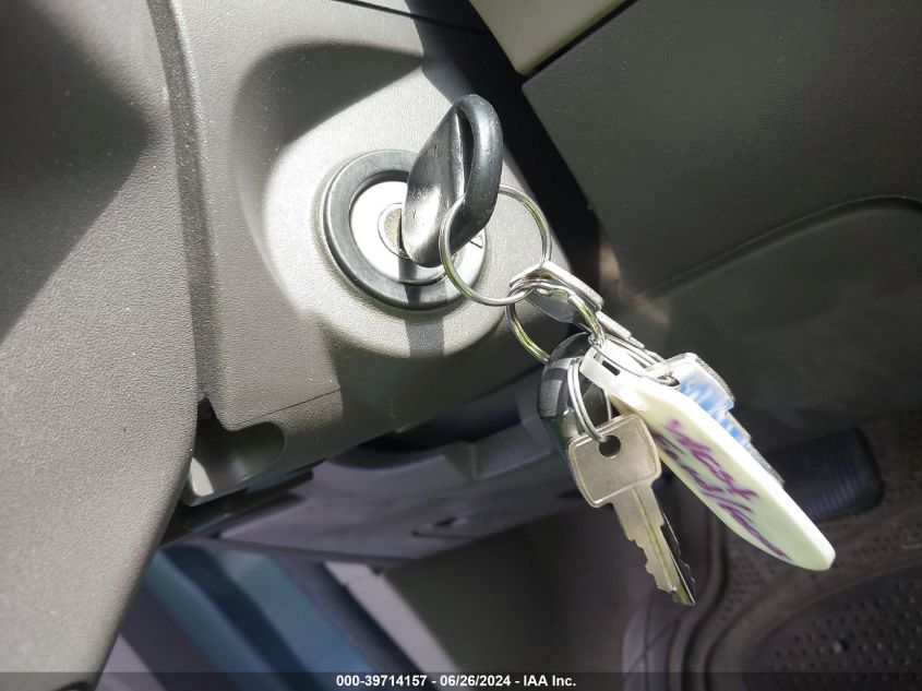 2008 Ford Focus S VIN: 1FAHP34N08W174624 Lot: 39714157