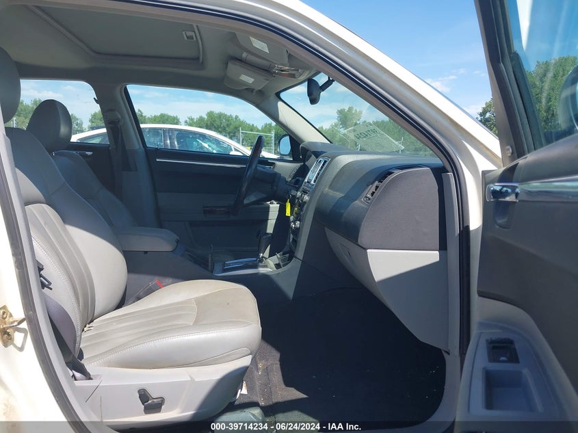 2006 Chrysler 300C VIN: 2C3KA63H26H114794 Lot: 39714234