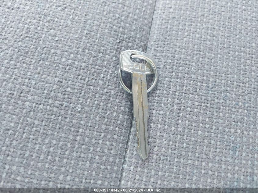 2000 Kia Sportage Ex VIN: KNDJB7235Y5637544 Lot: 39714342