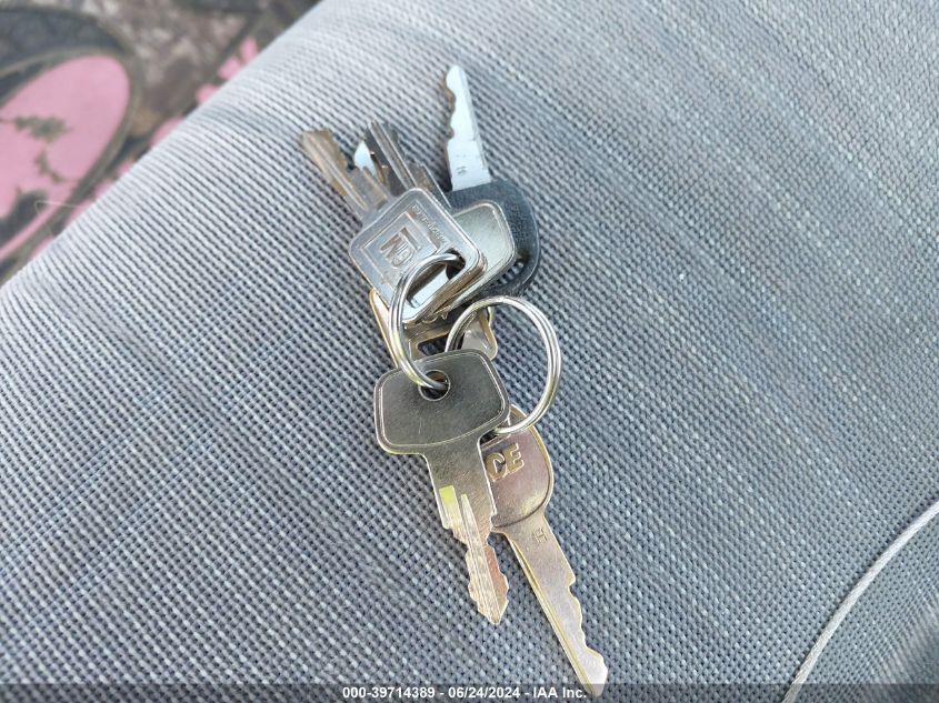 1989 GMC Sierra C1500 VIN: 2GTEC14H5K1540762 Lot: 39714389