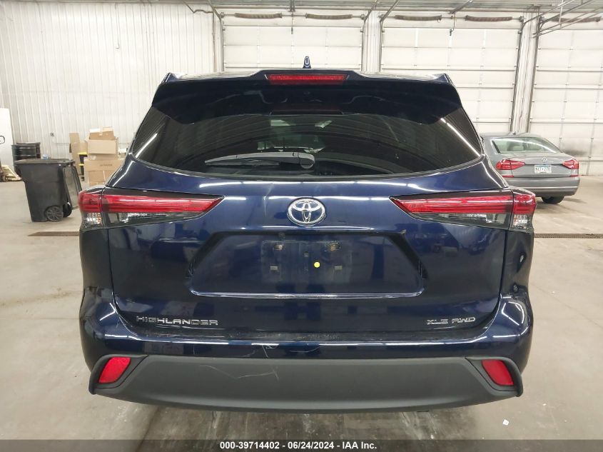 5TDGZRBH2MS073062 2021 Toyota Highlander Xle