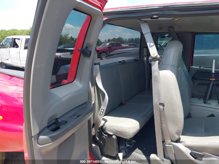 2004 Ford F-350 Lariat/Xl/Xlt VIN: 1FTWX32P44EB03304 Lot: 39714501