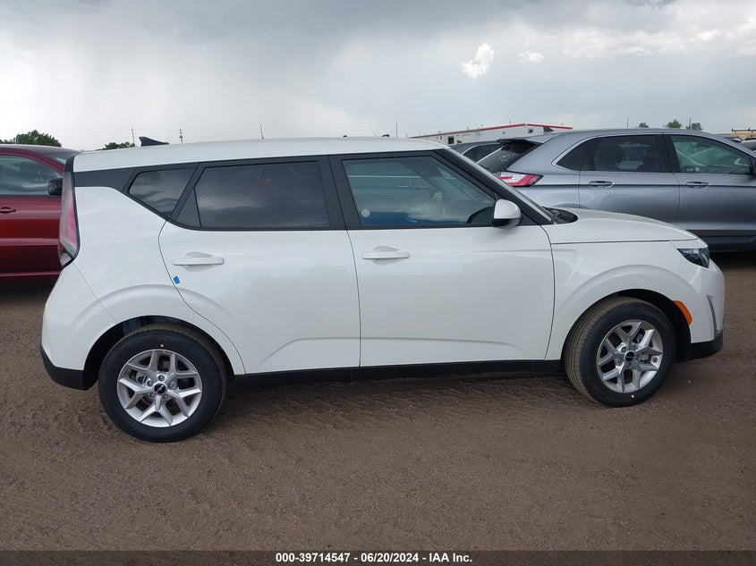2024 Kia Soul Lx VIN: KNDJ23AU2R7911131 Lot: 39714547